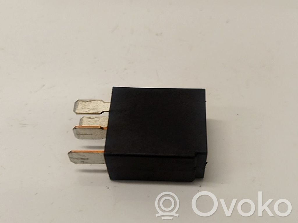 Alte relee   6G9T14B192AA,6G9T14B192AA,6G9T14B192AA