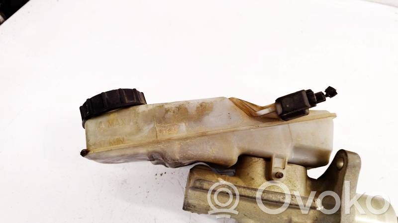 Volvo V50 Serbatoio di compensazione del liquido del freno