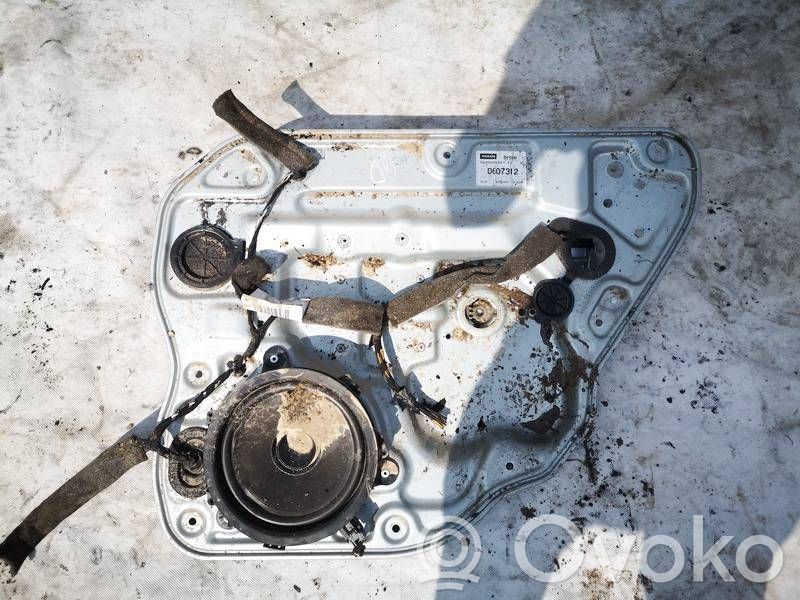 Volvo V50 Regulador con motor de la ventanilla de la puerta corredera
