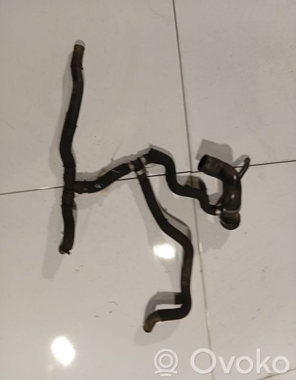 Conductă/furtun lichid de răcire motor   4E0203533,4E0203533,4E0203533