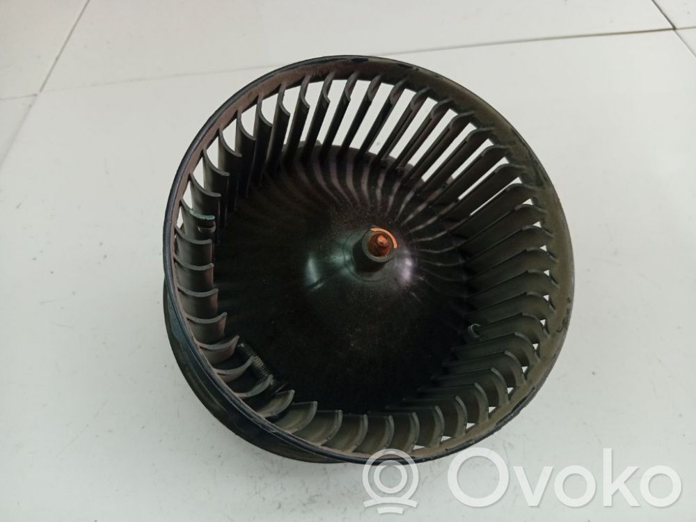 Ford Fiesta Ventilator aerotermă 
