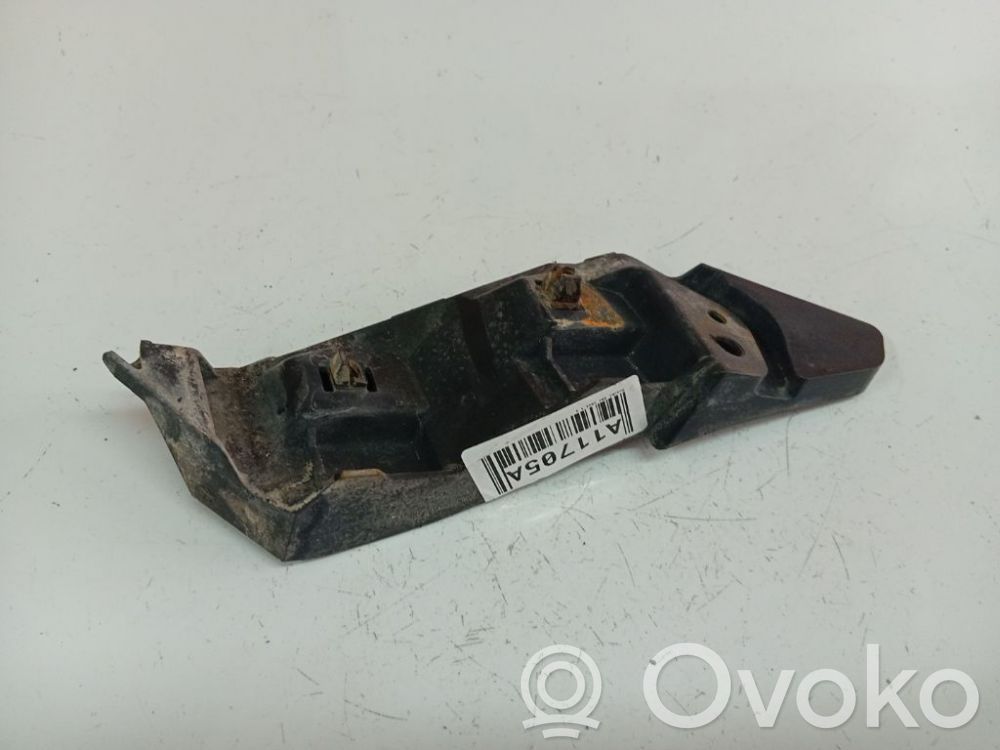 Suzuki SX4 Soporte del parachoques delantero
