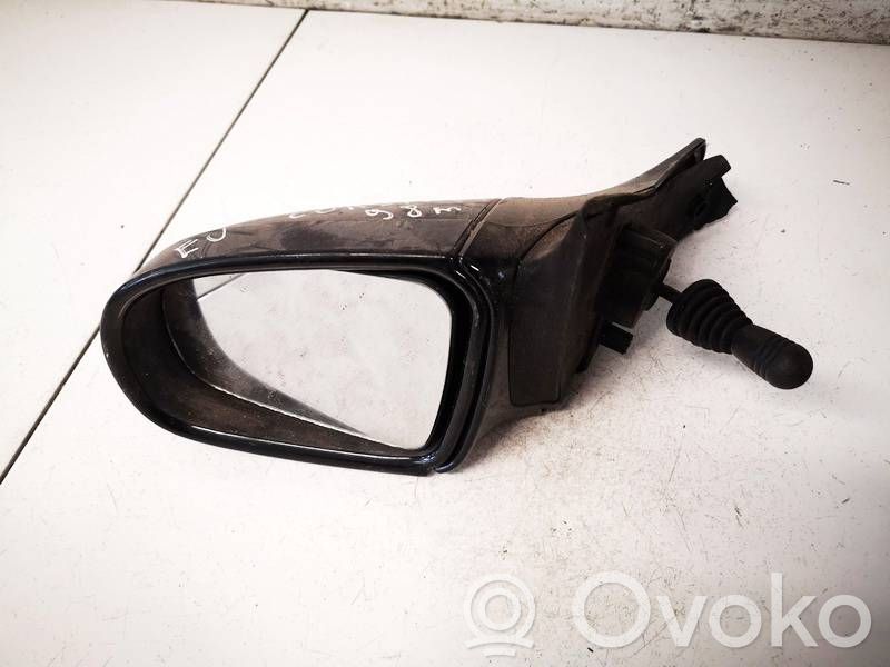 Opel Corsa B Poignée inférieure de porte avant 