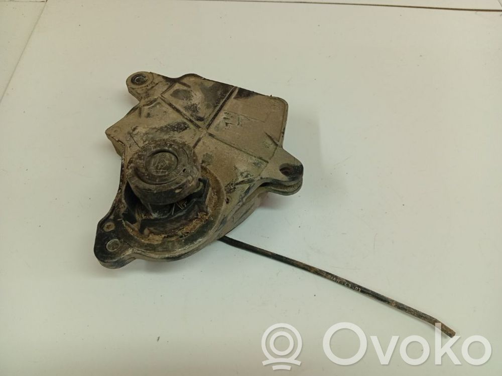 Renault Laguna III Bullone fissaggio ruota di scorta