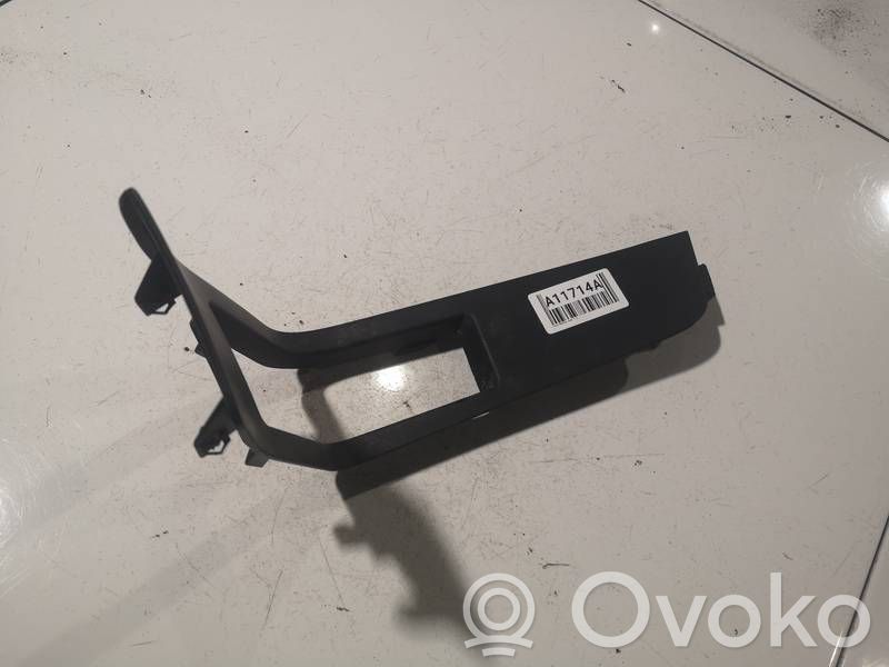 Ford Mondeo MK IV Inne elementy wykończeniowe drzwi przednich