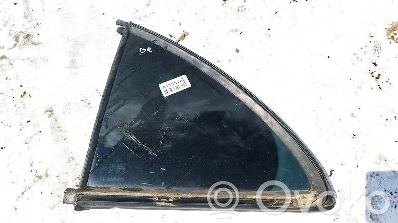 Mercedes-Benz E W211 Geam lateral spate 