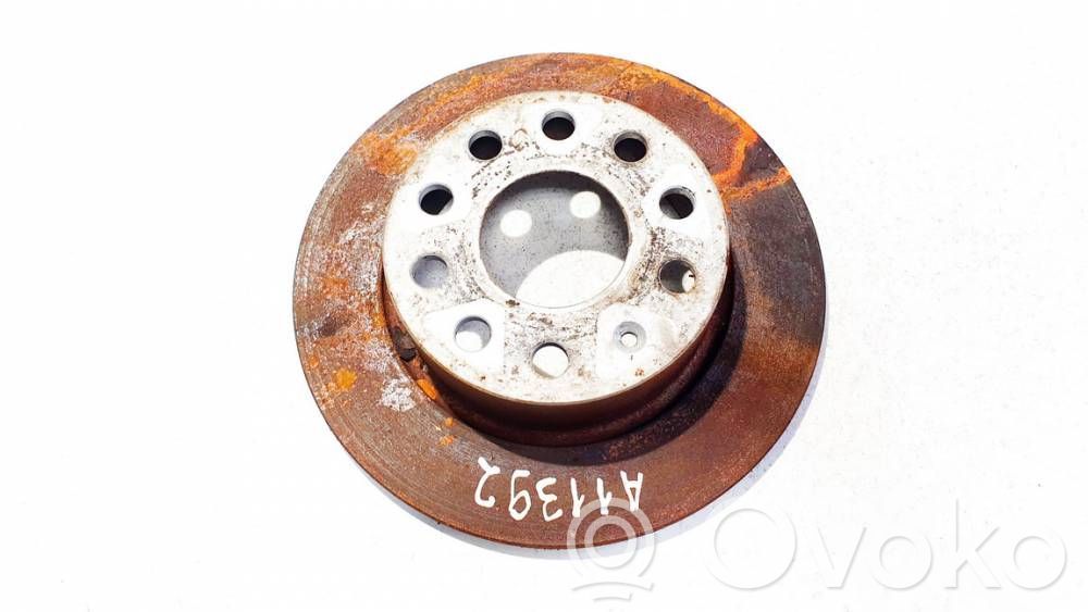 Skoda Octavia Mk2 (1Z) Takajarrulevy 