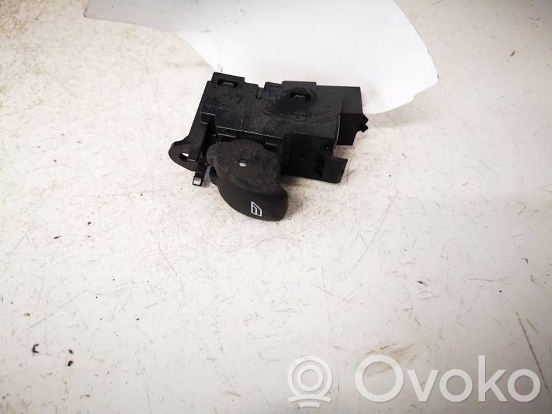 Volvo V60 Przyciski szyb 