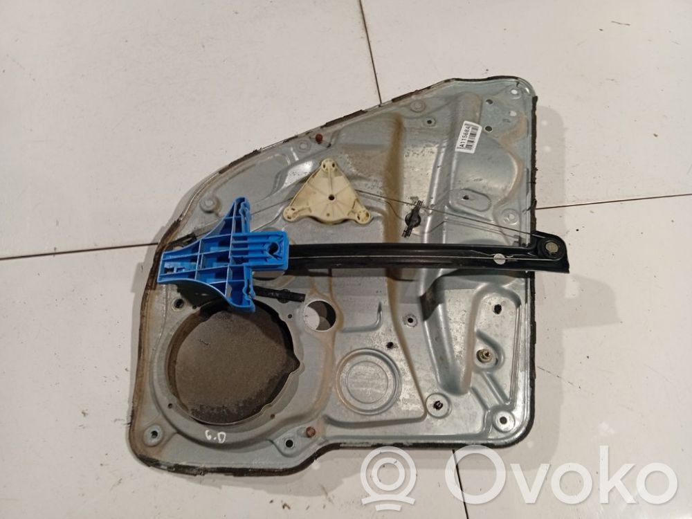 Volkswagen Golf IV Alzacristalli del portellone scorrevole con motorino
