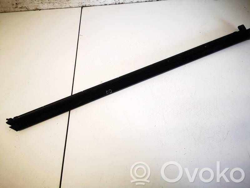 Opel Astra L Ornament geam ușă spate 