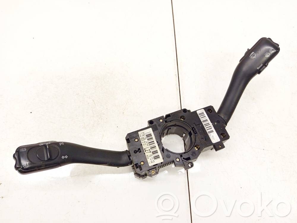 Volkswagen PASSAT B5.5 Leva/interruttore dell’indicatore di direzione e tergicristallo