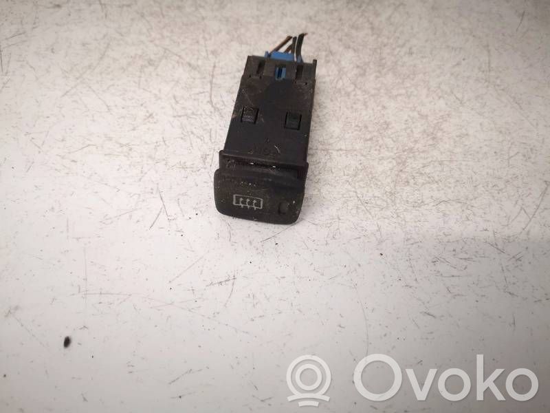 Rover 214 - 216 - 220 Tuulilasinlämmittimen kytkin