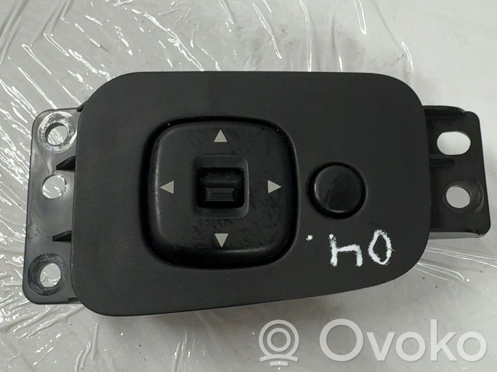 Mazda MPV Sivupeilin kytkin 