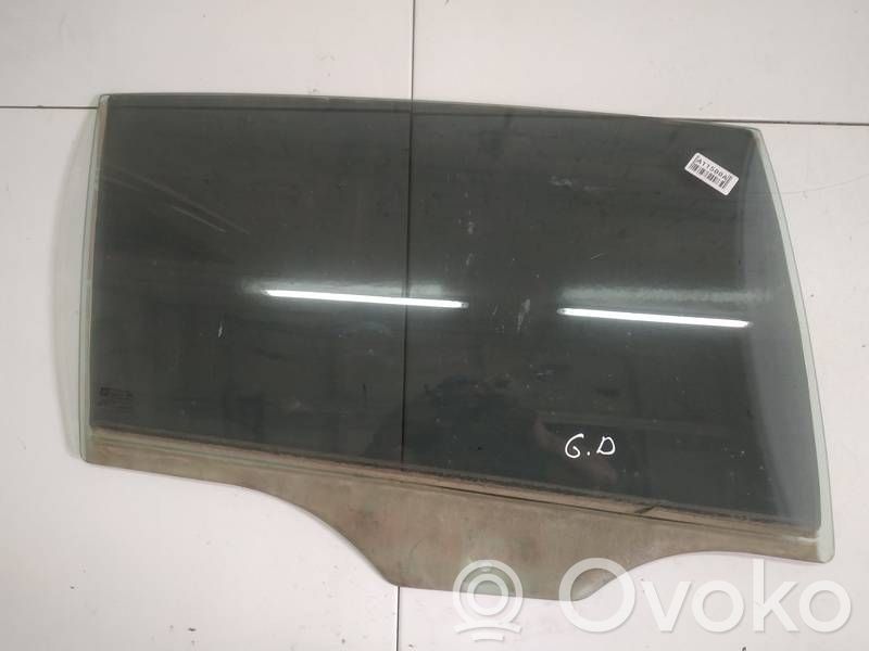 Opel Signum Vitre de fenêtre porte arrière 