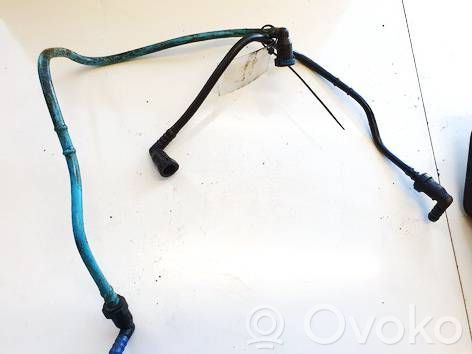 Skoda Octavia Mk2 (1Z) Tuyau d'alimentation conduite de carburant 