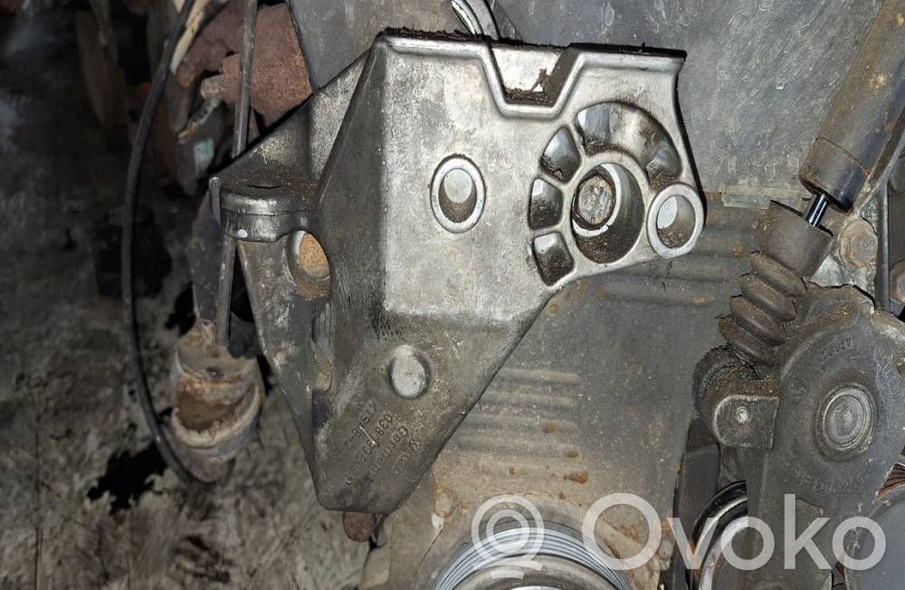 Volkswagen Golf IV Engine mounting bracket 
