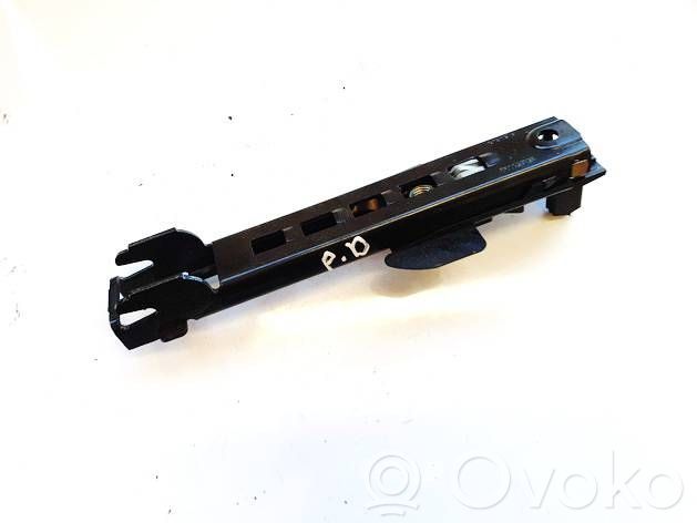 Audi A4 S4 B7 8E 8H Rail de réglage hauteur de ceinture de sécurité