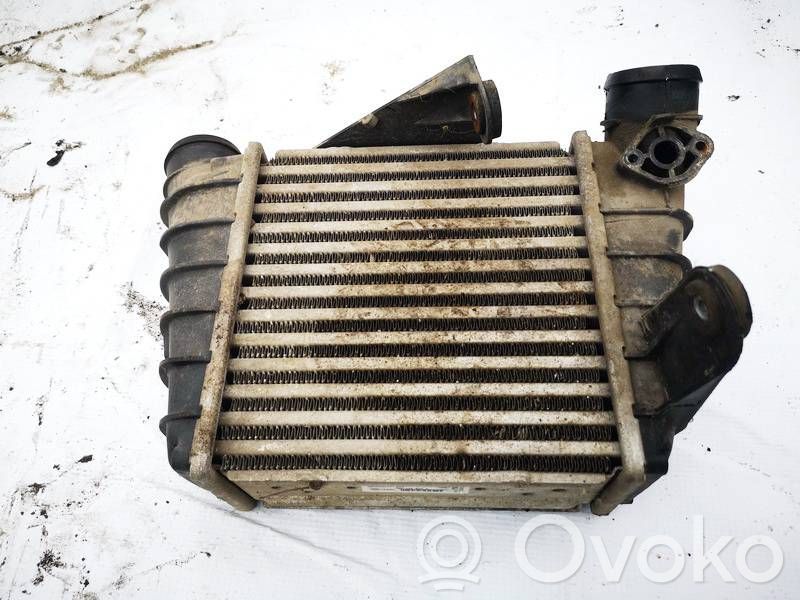 Skoda Roomster (5J) Chłodnica powietrza doładowującego / Intercooler