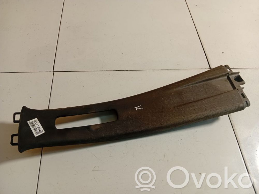 Toyota Yaris (B) pillar trim (top)
