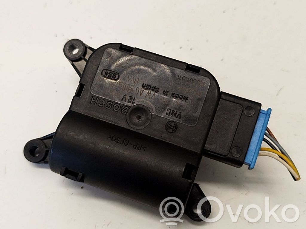 Volkswagen Touran I Motor/activador trampilla de calefacción 