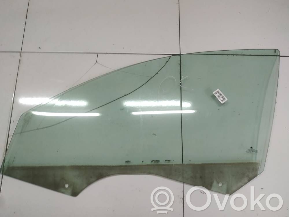 Skoda Superb B6 (3T) Vetro del finestrino della portiera anteriore - quattro porte 