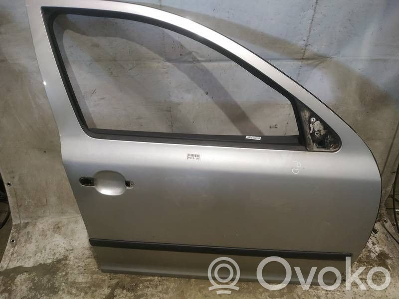 Skoda Octavia Mk2 (1Z) Front door