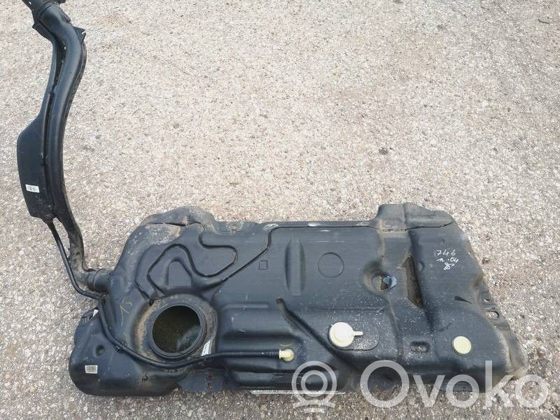 Peugeot 407 Serbatoio del carburante