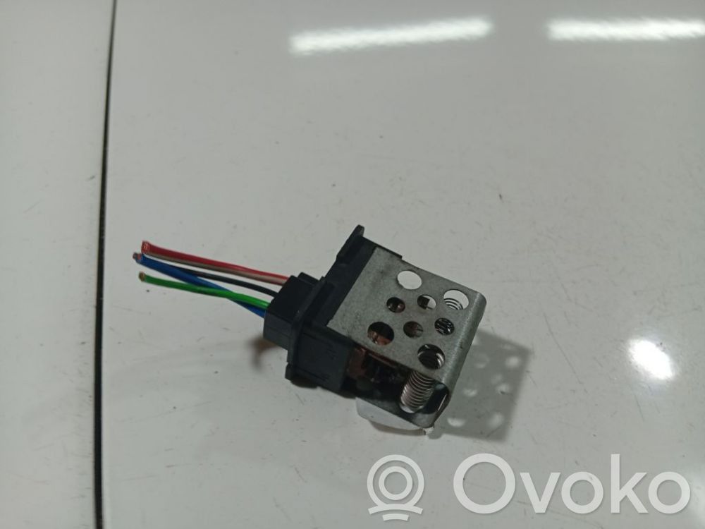 Opel Astra G Rezystor / Opornik dmuchawy nawiewu