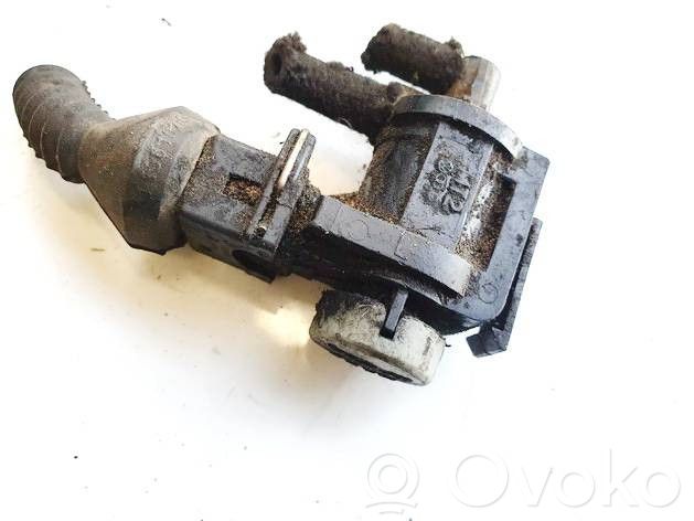 Skoda Octavia Mk1 (1U) Zawór podciśnienia / Elektrozawór turbiny