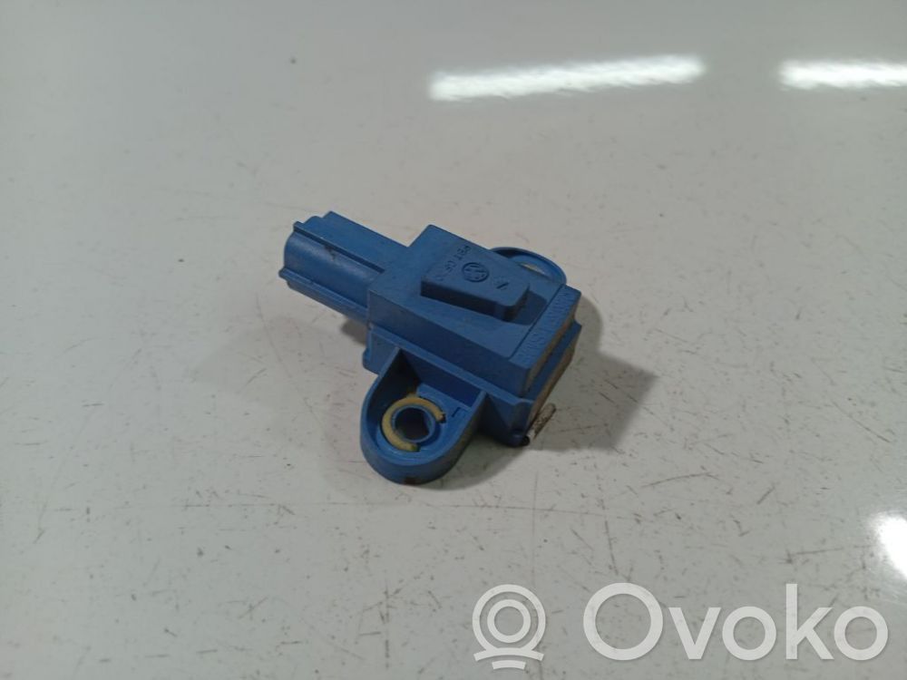 Volkswagen Golf V Czujnik uderzenia Airbag