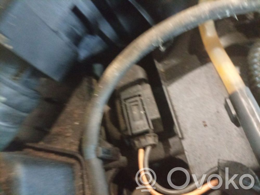 Ford Fusion Polttoainesuutin