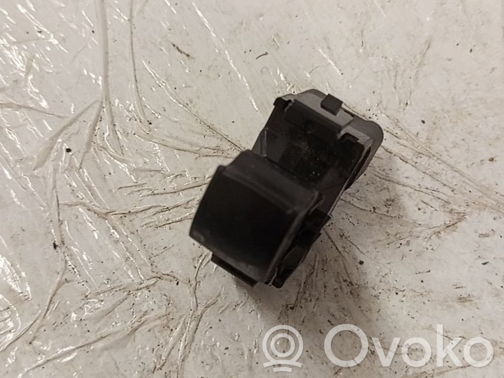 Mitsubishi L200 Comutator comandă geamuri electrice 