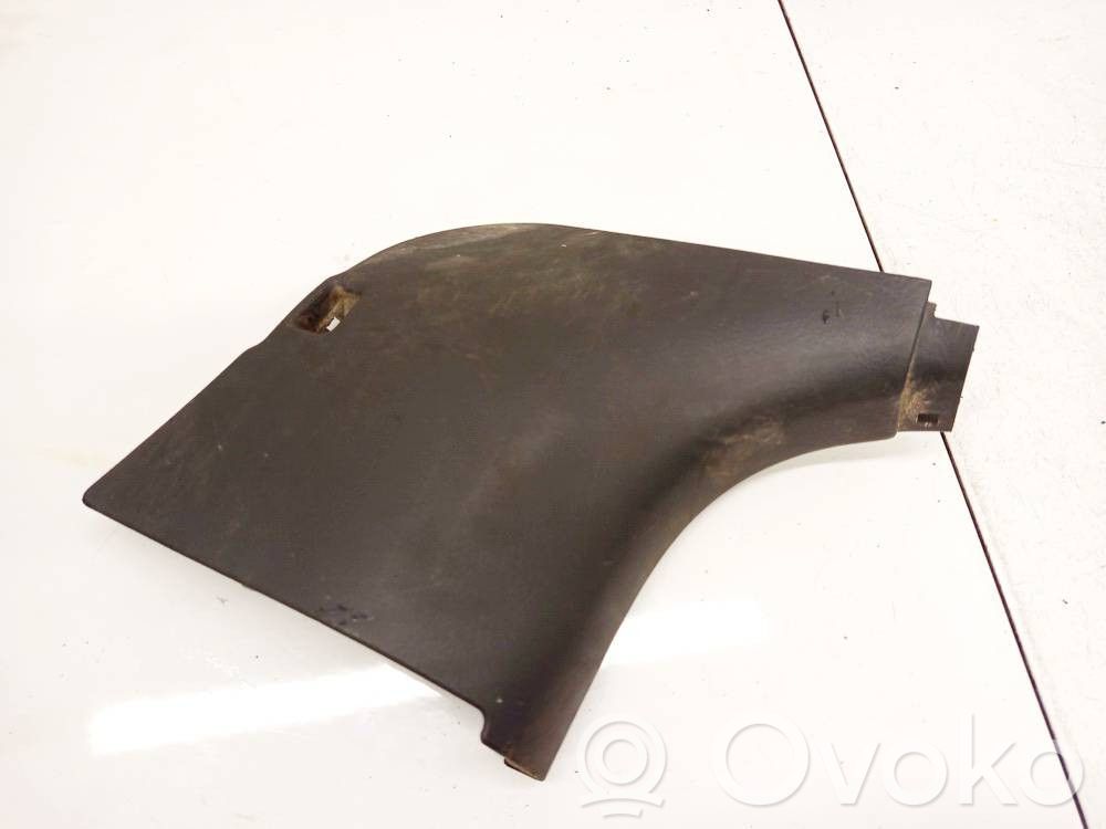 Toyota Yaris Capac prag față