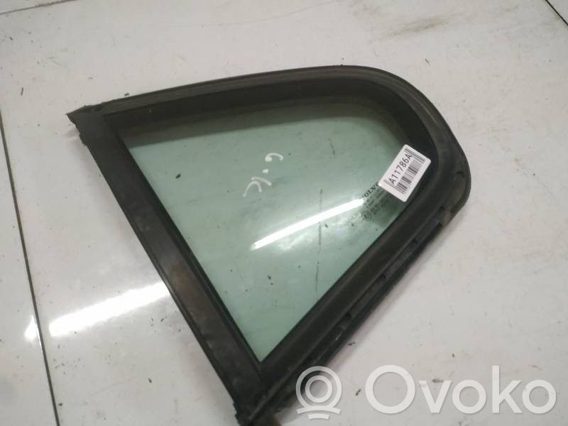 Volvo S60 Vetro del deflettore posteriore