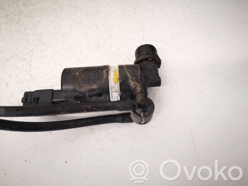 Dacia Sandero Tuulilasi tuulilasinpesimen pumppu 