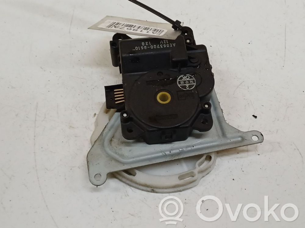 Toyota Avensis T250 Stellmotor Heizung Klima 