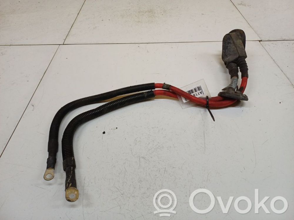BMW 7 E65 E66 Pluskaapeli (akku) 