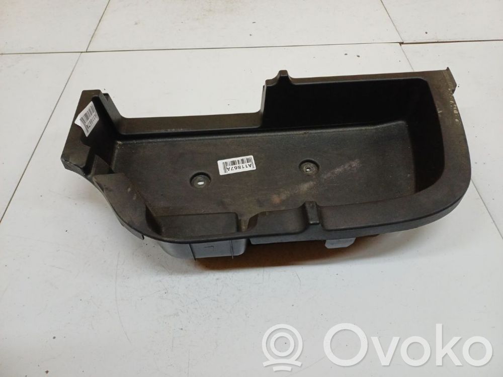Toyota Avensis T250 Otros elementos de revestimiento del maletero/compartimento de carga