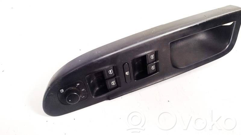 Volkswagen PASSAT B6 Comutator comandă geamuri electrice 