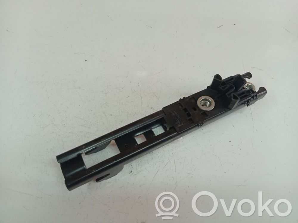 Ford Focus Rail de réglage hauteur de ceinture de sécurité