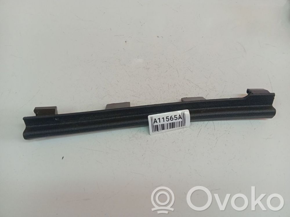 Audi A4 S4 B6 8E 8H Verkleidung Armaturenbrett Cockpit seitlich