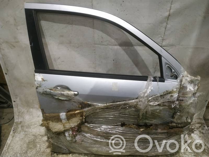 Mitsubishi Outlander Priekinės durys 