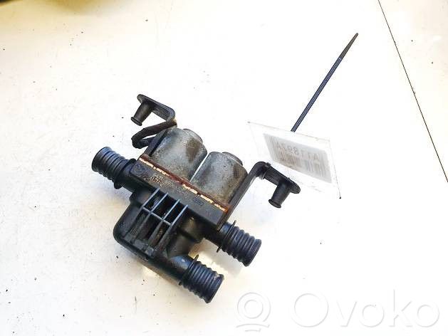 BMW 7 E65 E66 Válvula de control del calentador del refrigerante 