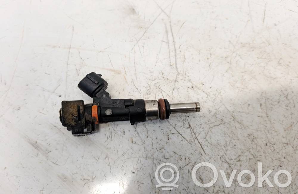 Renault Clio IV Injector combustibil 