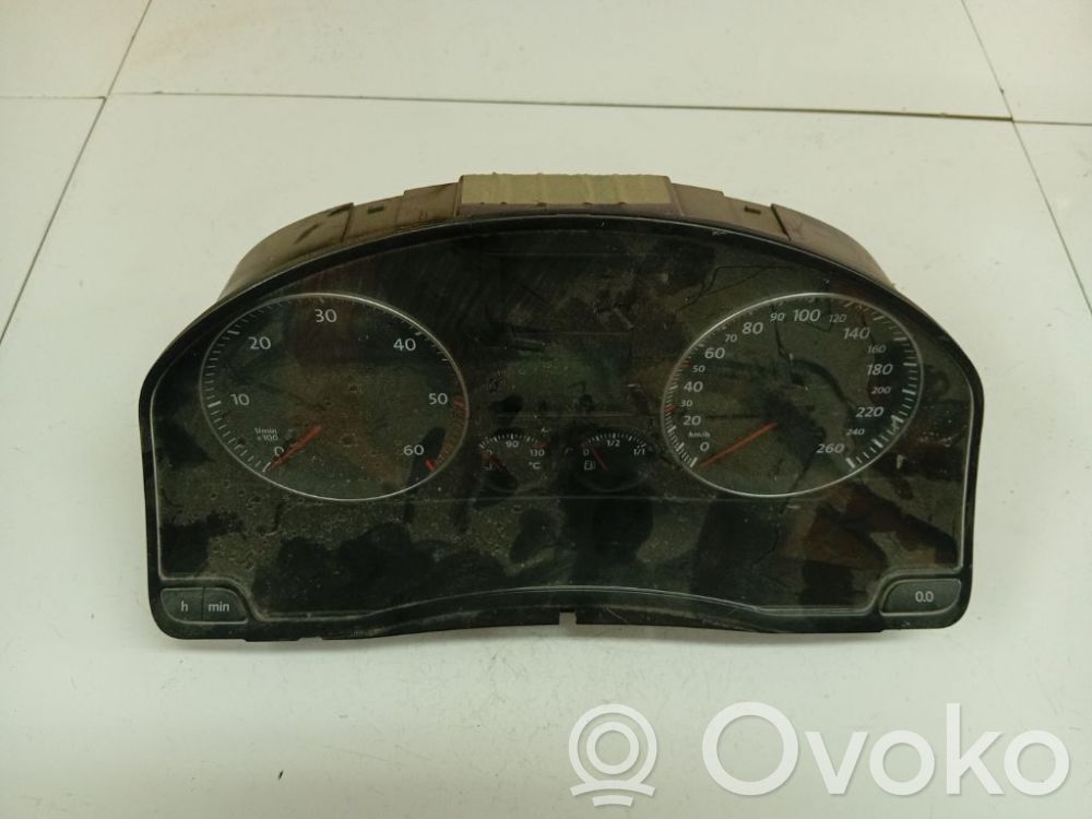 Volkswagen Golf Plus Compteur de vitesse tableau de bord
