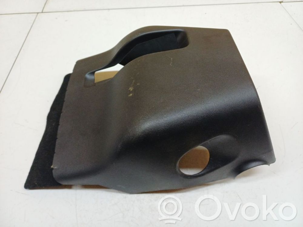 Toyota Auris 150 Moldura de la columna de dirección 