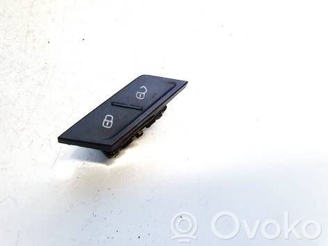 Volkswagen PASSAT B8 Botón interruptor de bloqueo de puertas