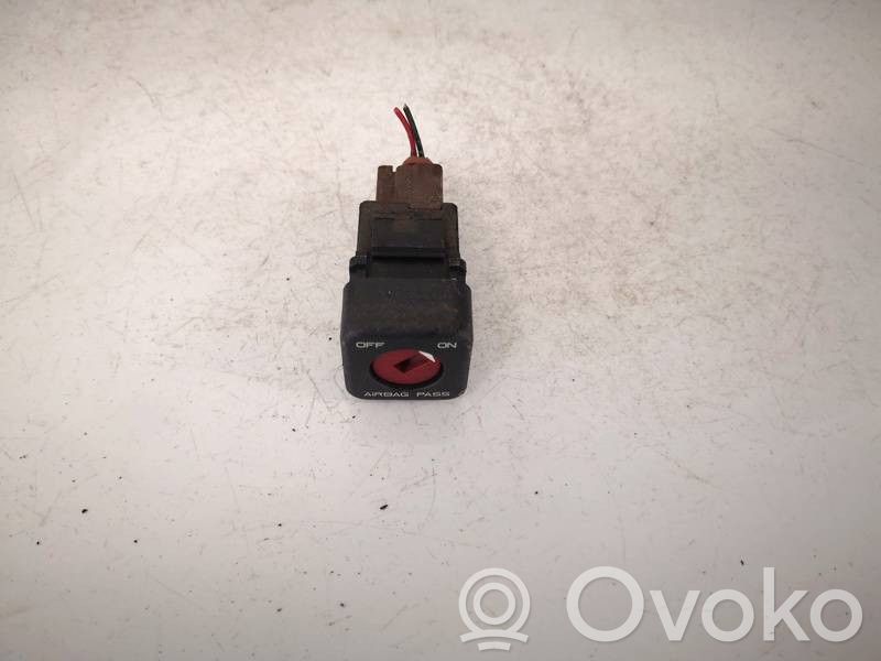 Toyota Aygo AB10 Interruttore airbag passeggero on/off 