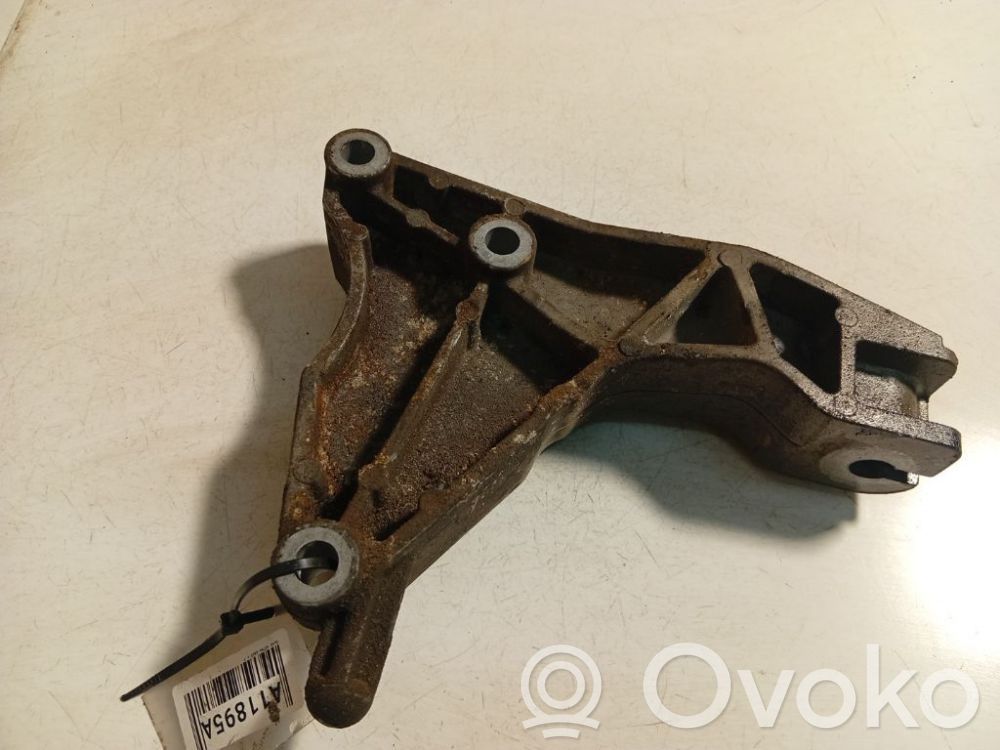 Opel Astra H Halterung Lager Motor 
