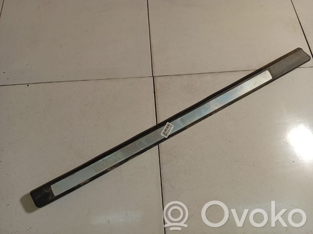Audi A3 S3 8P Copertura del rivestimento del sottoporta anteriore